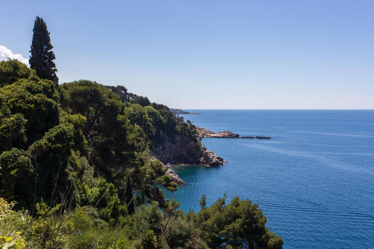 Gjestgiverier Mj's Sea Side 3*